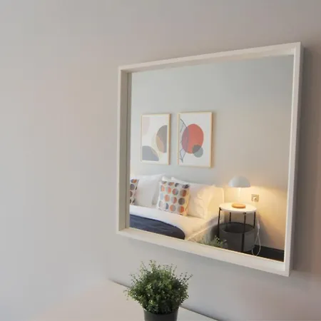 公寓 Modern With Views - Location *
